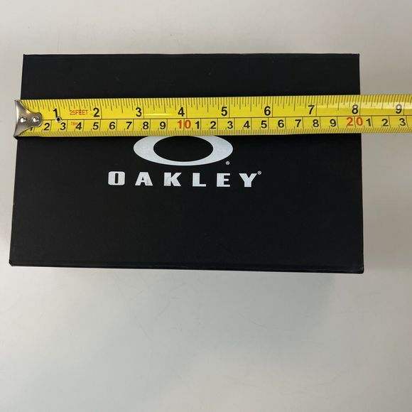 Oakley Empty box only *NO SUNGLASSES* BOX ONLY - Picture 11 of 12